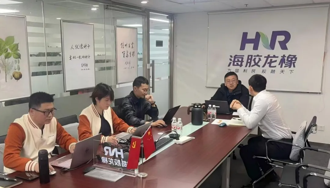 21618c848dea4fea91793638f8cf28bc